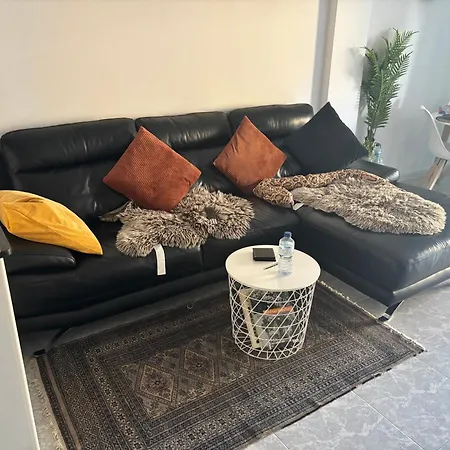 Wohnung アパート